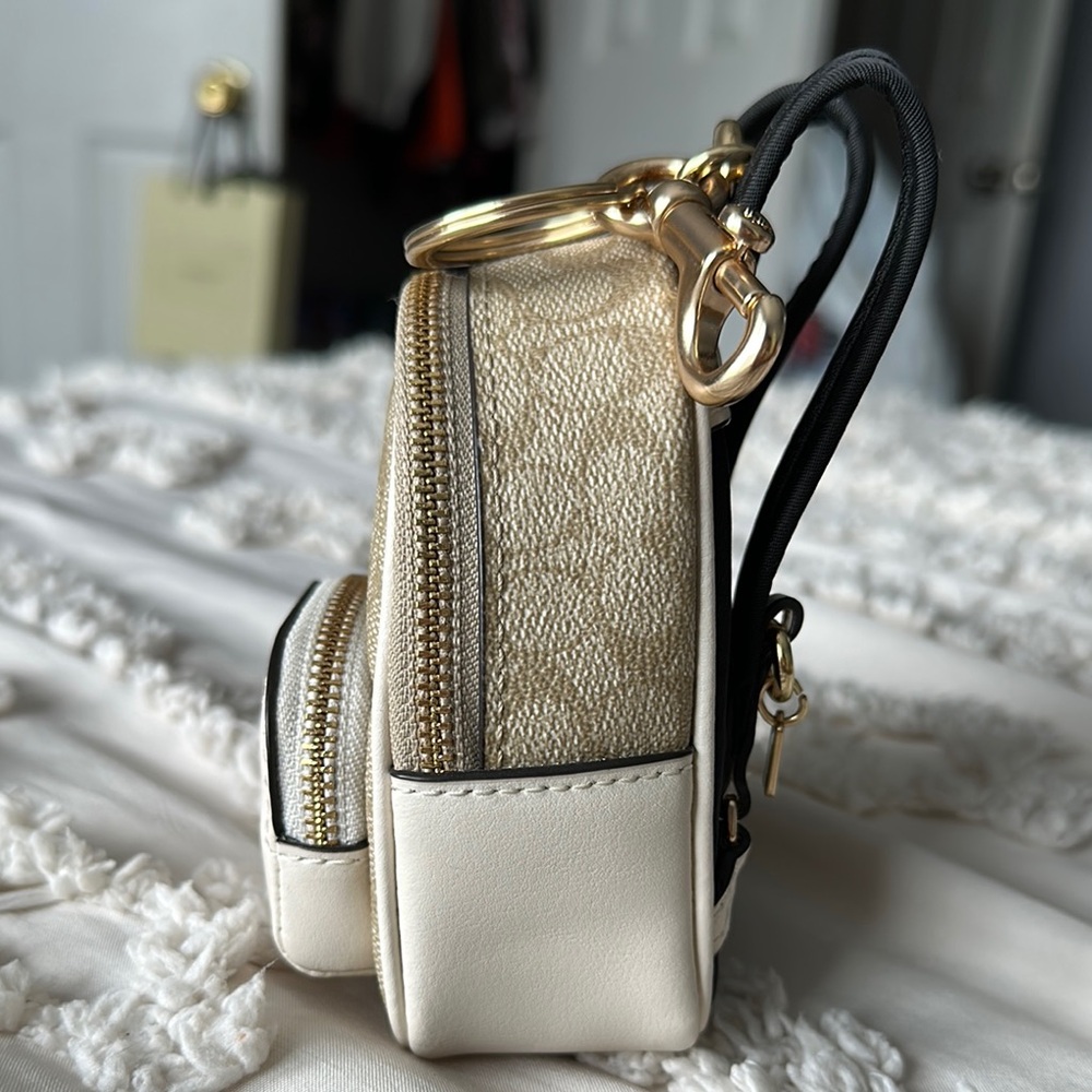 Coach Backpack Keychain - Picture 4 of 13